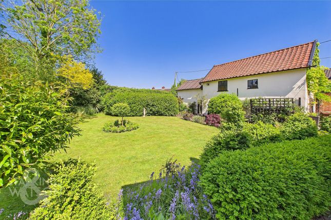 Bank Street, Pulham Market, Diss 4 bed detached house for sale