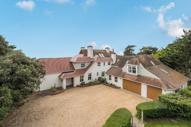 Crofton Avenue, Hampshire PO13 6 bed detached house for sale