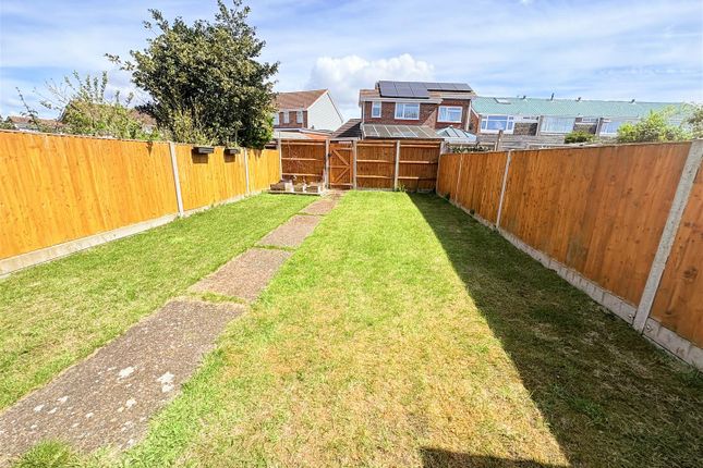 Osborn Crescent, Gosport PO13 2 bed terraced house for sale