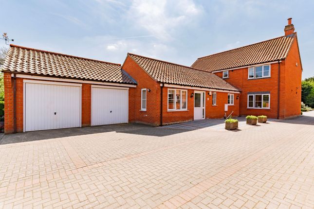 The Street, Diss IP22 4 bed detached house for sale