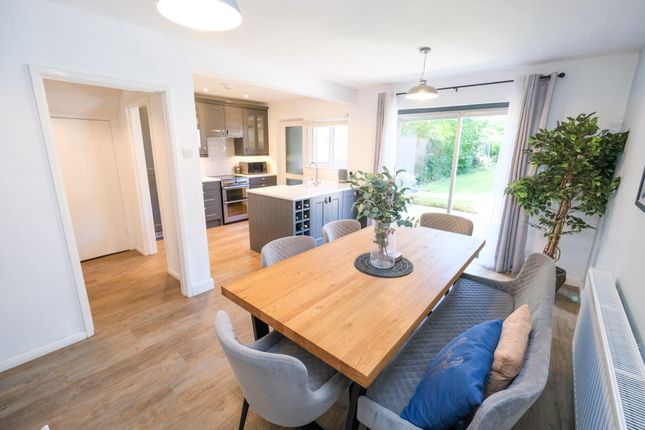 Cloonmore Avenue, Orpington 3 bed semi