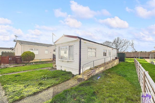 Kingsmead Park, Allhallows, Rochester 1 bed park home for sale