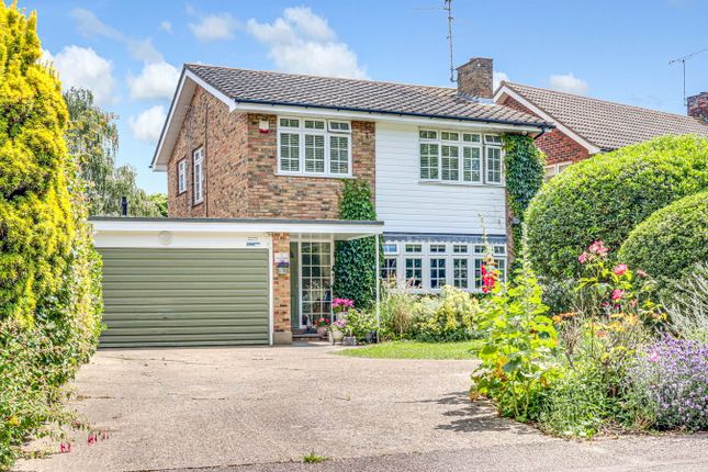 Willingale Way, Thorpe Bay SS1 4 bed detached house for sale