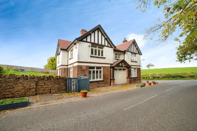 6 bedroom detached house for sale
