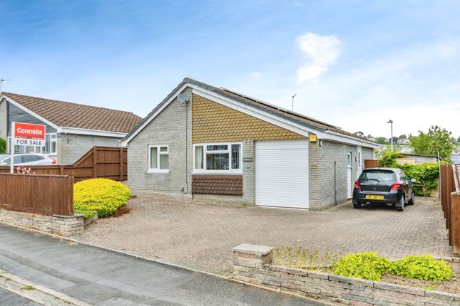 2 bed detached bungalow