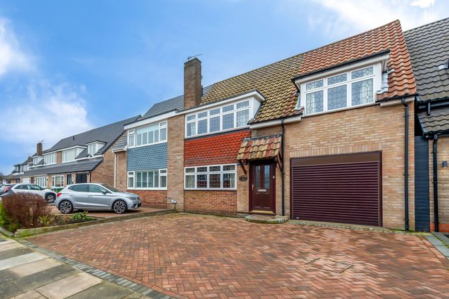 Appledore Crescent, Sidcup DA14 4 bed semi