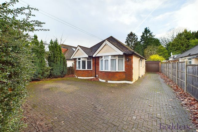 Green Lane, Chertsey, Surrey, KT16 2 bed bungalow for sale