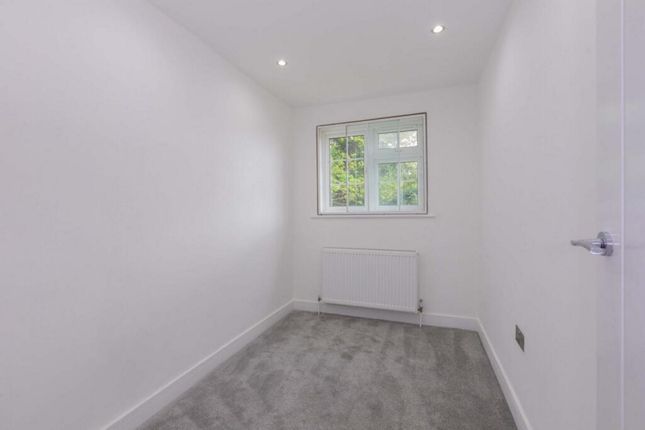 Boyn Valley Road, Maidenhead, SL6 4 bed semi