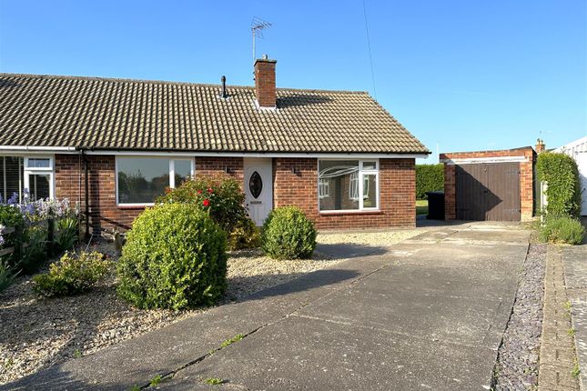 2 bedroom semi-detached bungalow for sale