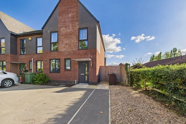 Curlew View, South Elmsall, Pontefract 3 bed semi