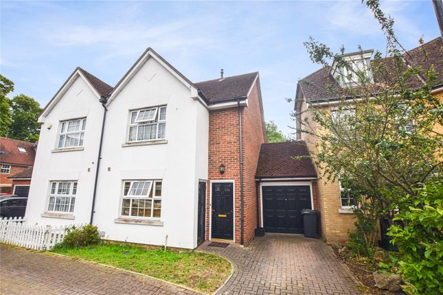 Sandringham Drive, Bexley Park, Kent... 3 bed semi