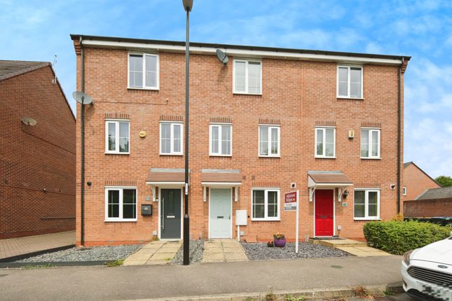 4 bedroom town house for sale
