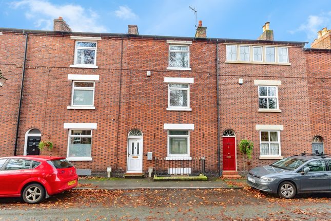 4 bedroom terraced house for sale