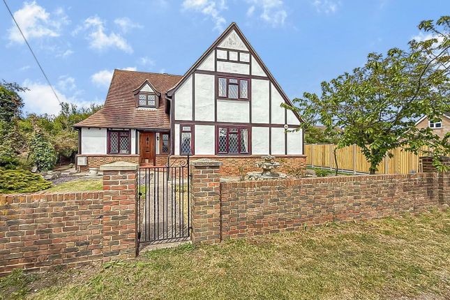 Clarence Gardens, Sheerness ME12 5 bed detached house for sale