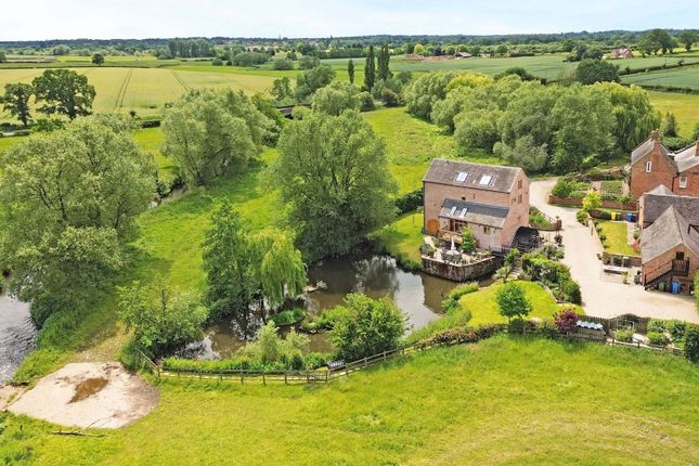 Stretton, Stretton Mill, ST19 4 bed detached house for sale