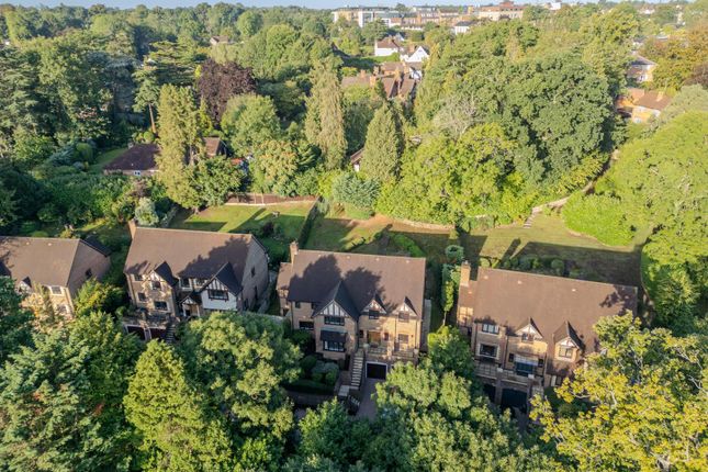 Rouse Court, Lower Road, Gerrards Cross 5 bed detached house for sale