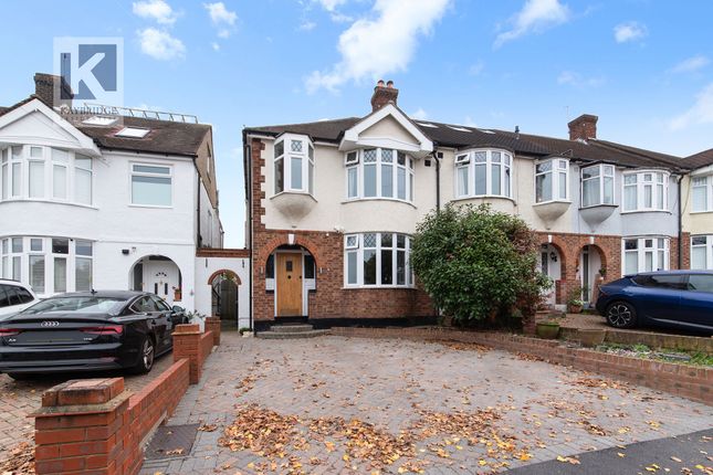 Vale Road, Worcester Park, KT4 3 bed end of terrace house for sale