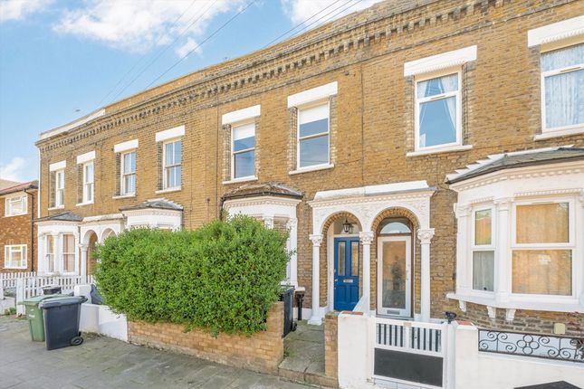 Kepler Road, London SW4 3 bed terraced house for sale