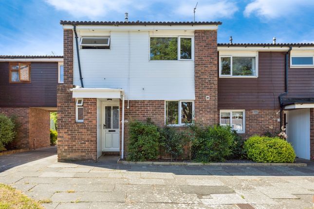 4 bedroom end of terrace house for sale