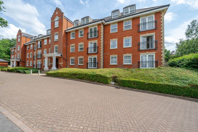 Montague Close, Berkshire RG40 2 bed apartment for sale