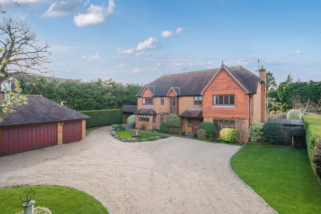 High Pine Close, Weybridge, KT13 5 bed house for sale