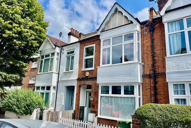 Royston Road, Penge, London 2 bed flat for sale