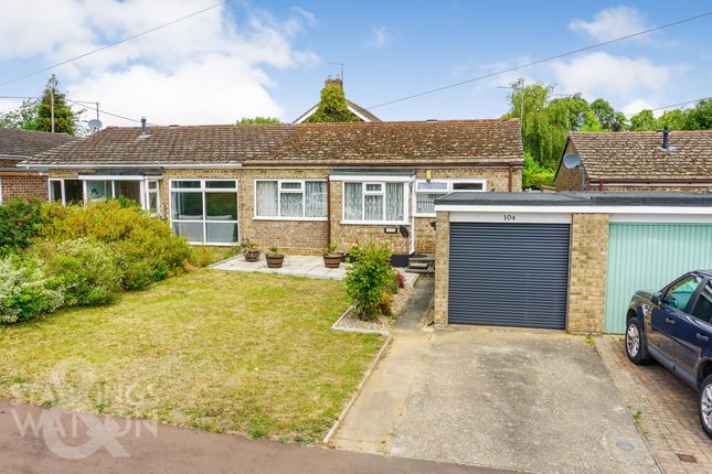 St. Laurence Avenue, Brundall, Norwich 3 bed semi
