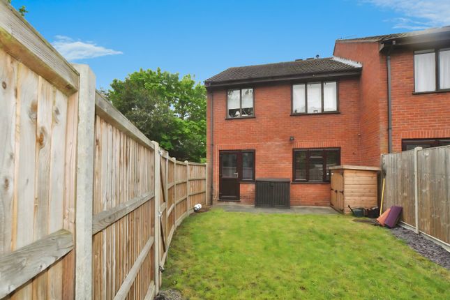 Millstream Close, HItchin 2 bed flat for sale