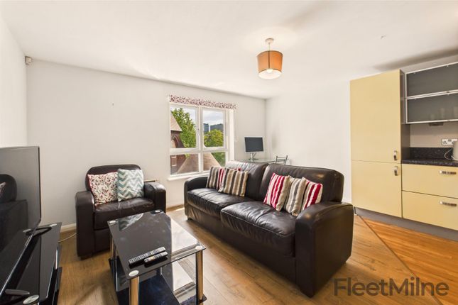 2 bed flat
