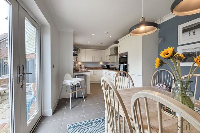 4 bedroom semi-detached house for sale