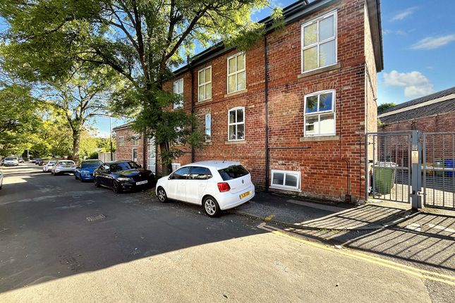 Sefton Street, Whitefield, M45 2 bed flat for sale