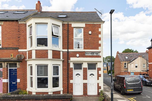12 bedroom end of terrace house for sale