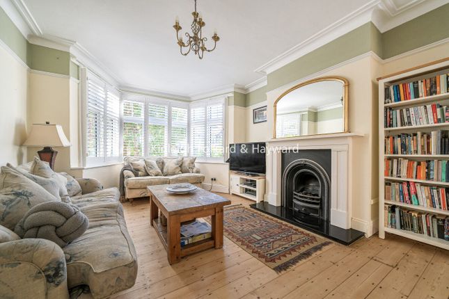 Summerlee Gardens, London, N2 4 bed terraced house for sale