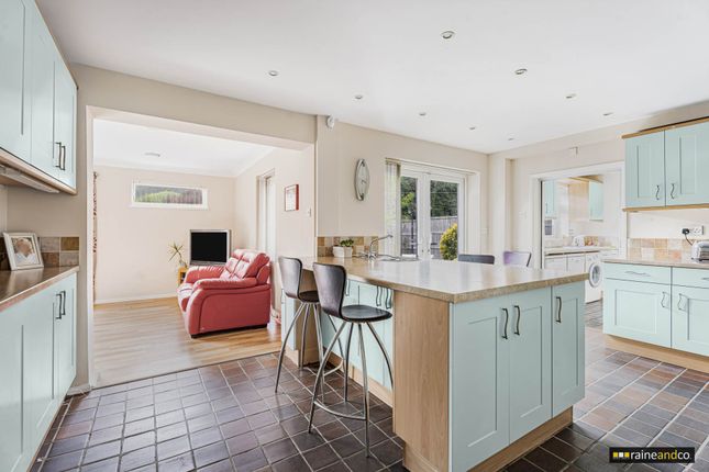 Cedar Road, Hatfield 4 bed detached house for sale