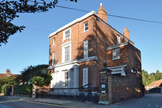 Westgate, Louth LN11 9YD 7 bed detached house for sale