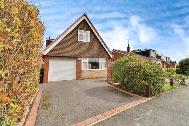 The Bridle Path, Madeley, Crewe 3 bed house for sale