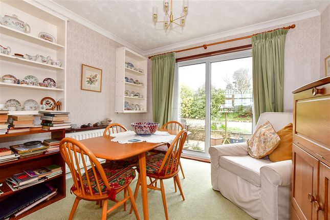 3 bed detached bungalow