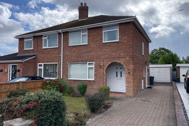 3 bedroom semi-detached house for sale