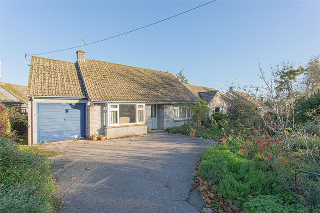 Orchard Vale, Huish Episcopi... 3 bed bungalow for sale