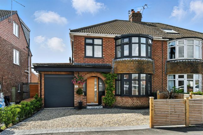 Brockfield Park Drive, York 3 bed semi