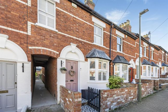 2 bedroom end of terrace house for sale