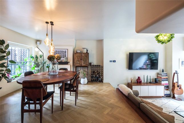 2 bed maisonette