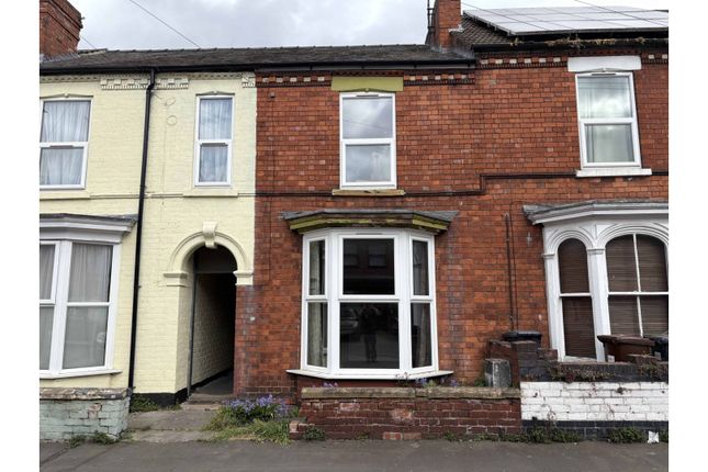 3 bed terraced house