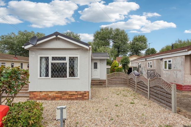 Thorney Mill Road, West Drayton UB7 2 bed park home for sale