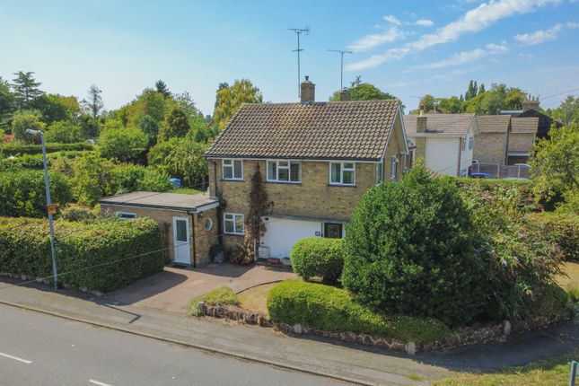 St. Leonards Close, Leighton Buzzard... 3 bed semi