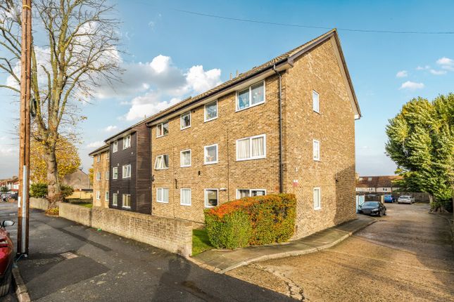 Benhill Road, Sutton 2 bed apartment for sale
