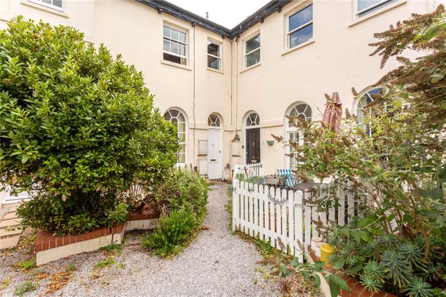Kemptown Mews, Brighton BN2 1 bed apartment for sale