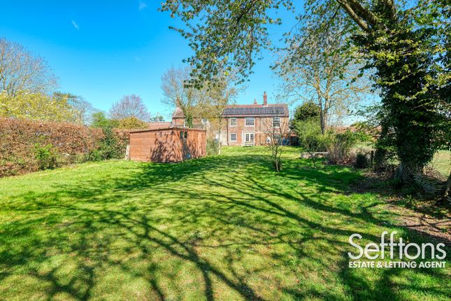 Panxworth Road, South Walsham... 4 bed semi