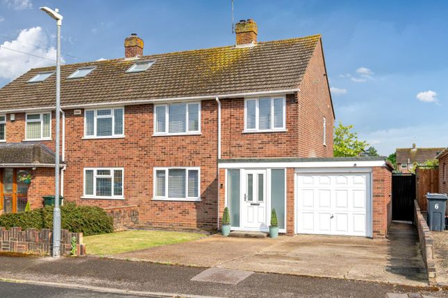 Woodlands Road, Willesborough... 3 bed semi