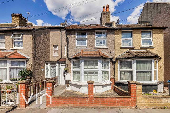 45 Buxton Road, Thornton Heath CR7 2 bed flat for sale